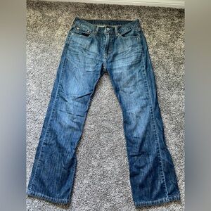Men’s Levi’s jeans
